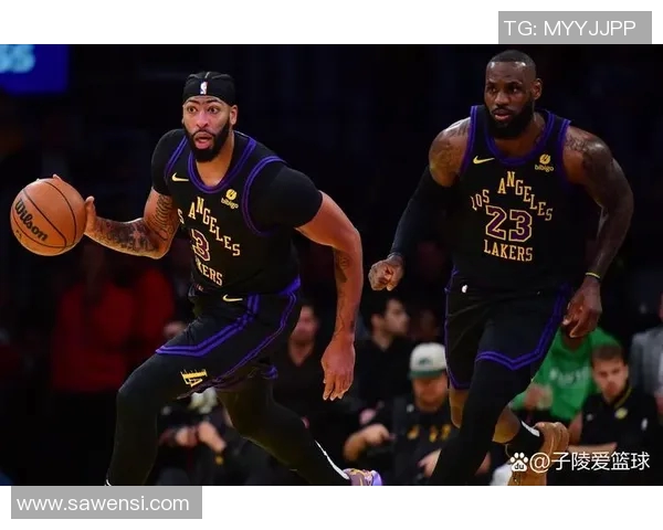 湖人对决掘金精彩回顾球星表现与战术分析全方位解读